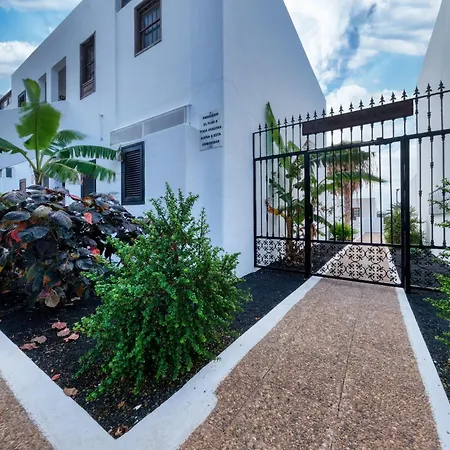 Casa Ondina - 500m To The By Lanzarote Feriehus